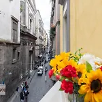 Napoli Centro, Dm Suites